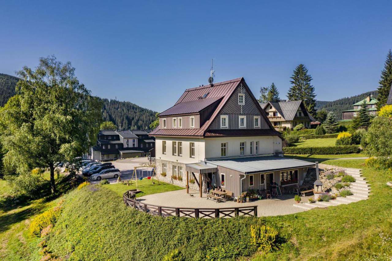 Minerva Hotel Spindleruv Mlyn Bagian luar foto