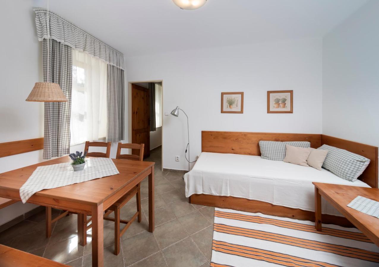 Minerva Hotel Spindleruv Mlyn Bagian luar foto