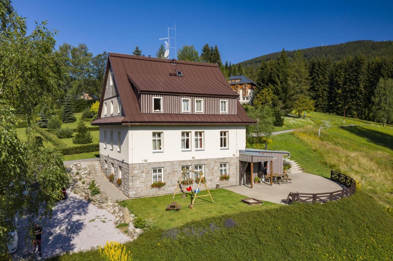 Minerva Hotel Spindleruv Mlyn Bagian luar foto