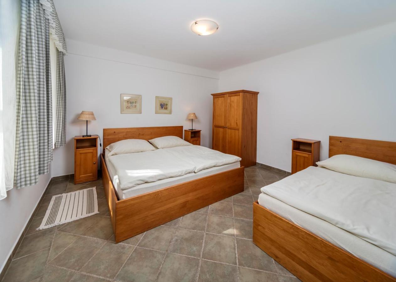 Minerva Hotel Spindleruv Mlyn Bagian luar foto