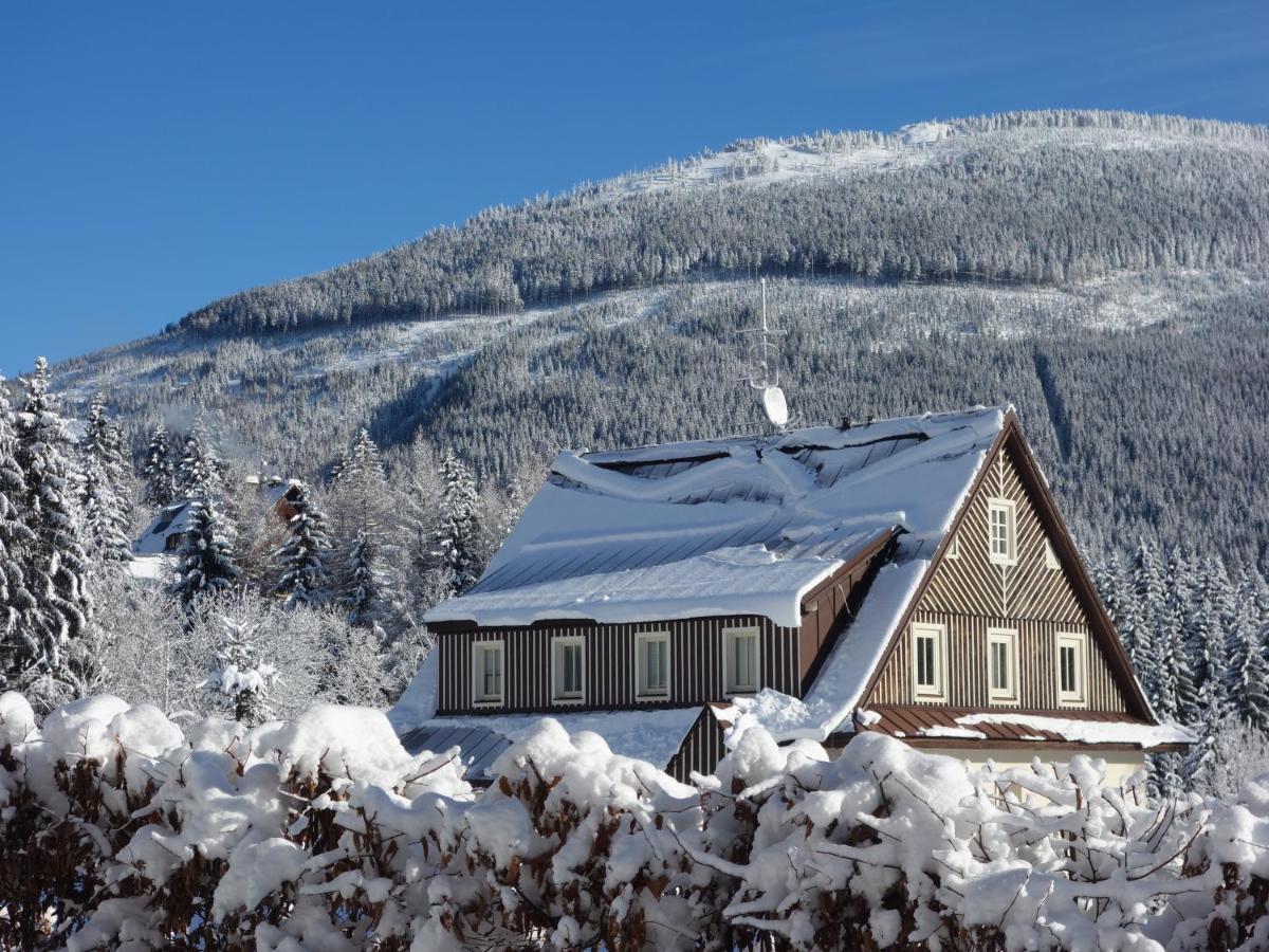 Minerva Hotel Spindleruv Mlyn Bagian luar foto