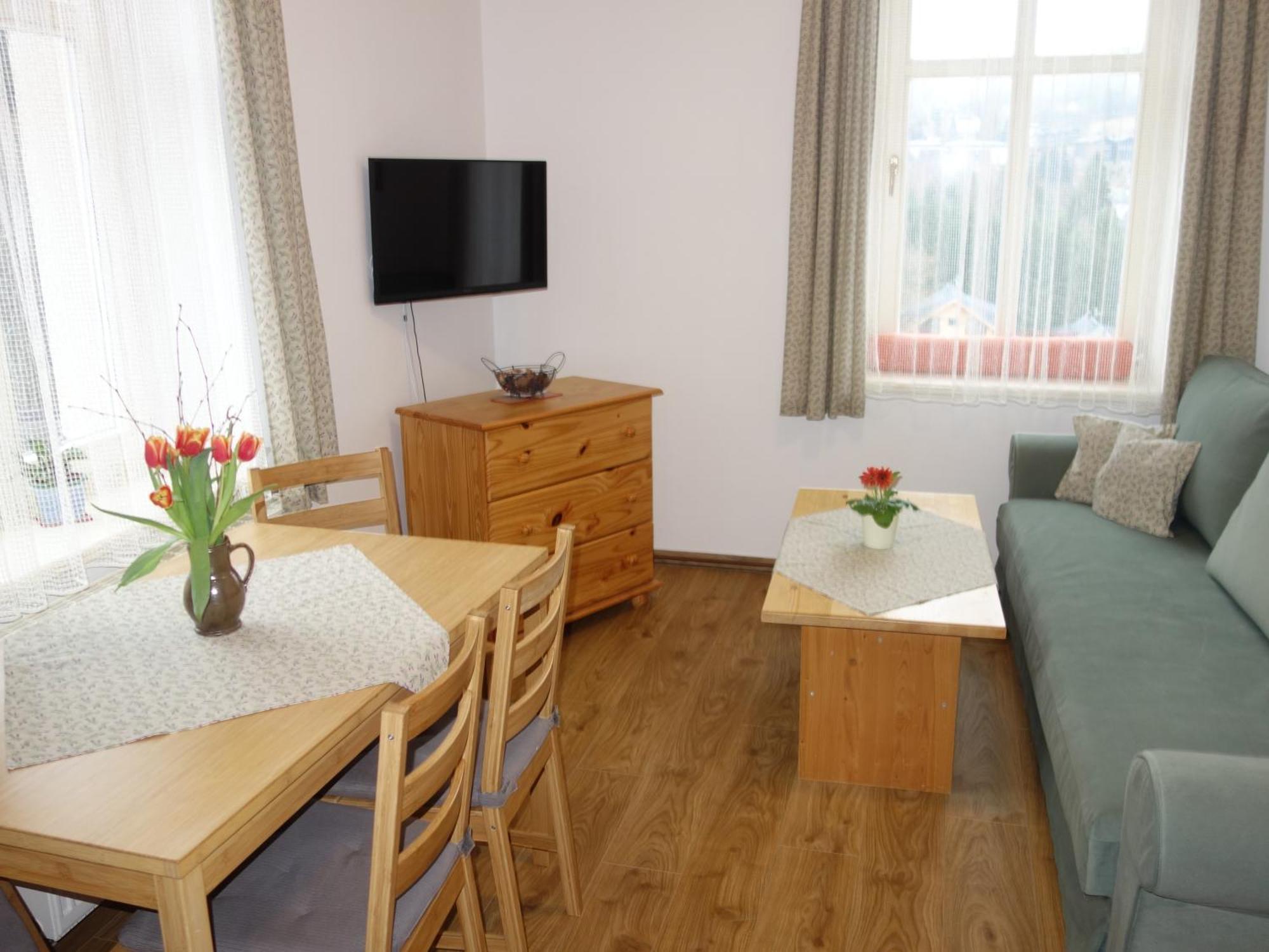 Minerva Hotel Spindleruv Mlyn Bagian luar foto